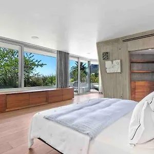 Villa Home, Is A True Oasis., Cape Town